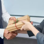 Why Every Business Needs Premium Corporate Gift Hampers This Year